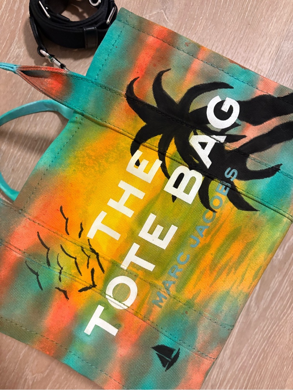 Medium Marc Jacobs “Tropical Sunset” 🌅 The Tote Bag - Picture 2 of 10